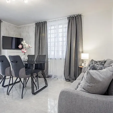 Luxury Gina Apartament