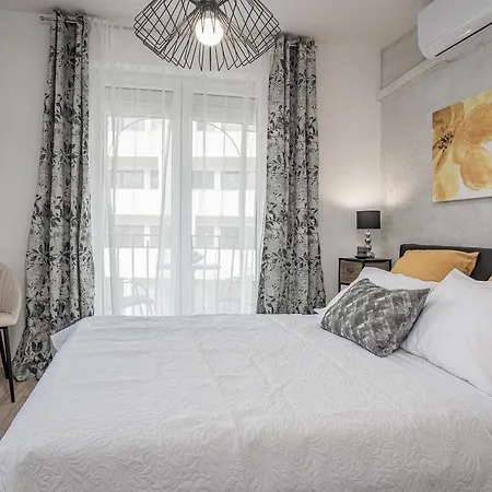Apartament Luxury Gina *